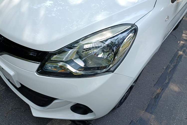 Used CHANGAN Benni E-Star 2021 National Edition Xinyi Version (Fast-Charging Edition) Lithium Iron Phosphate (31.18 kWh) Left Front Headlight