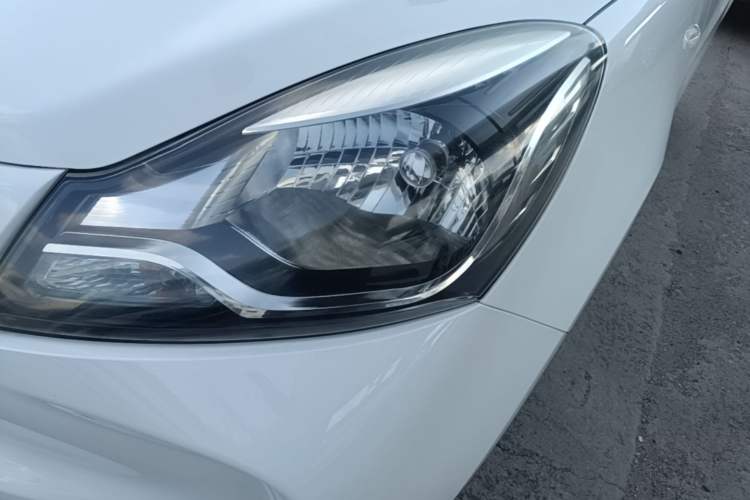 Used CHANGAN Benni E-Star 2021 National Edition Colorful Version Lithium Iron Phosphate (31.86 kWh) Left Front Headlight