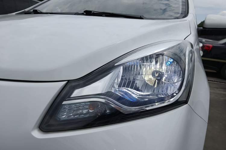 Used CHANGAN Benni E-Star 2021 National Edition Xin Yue Version Lithium-Ion Battery Left Front Headlight