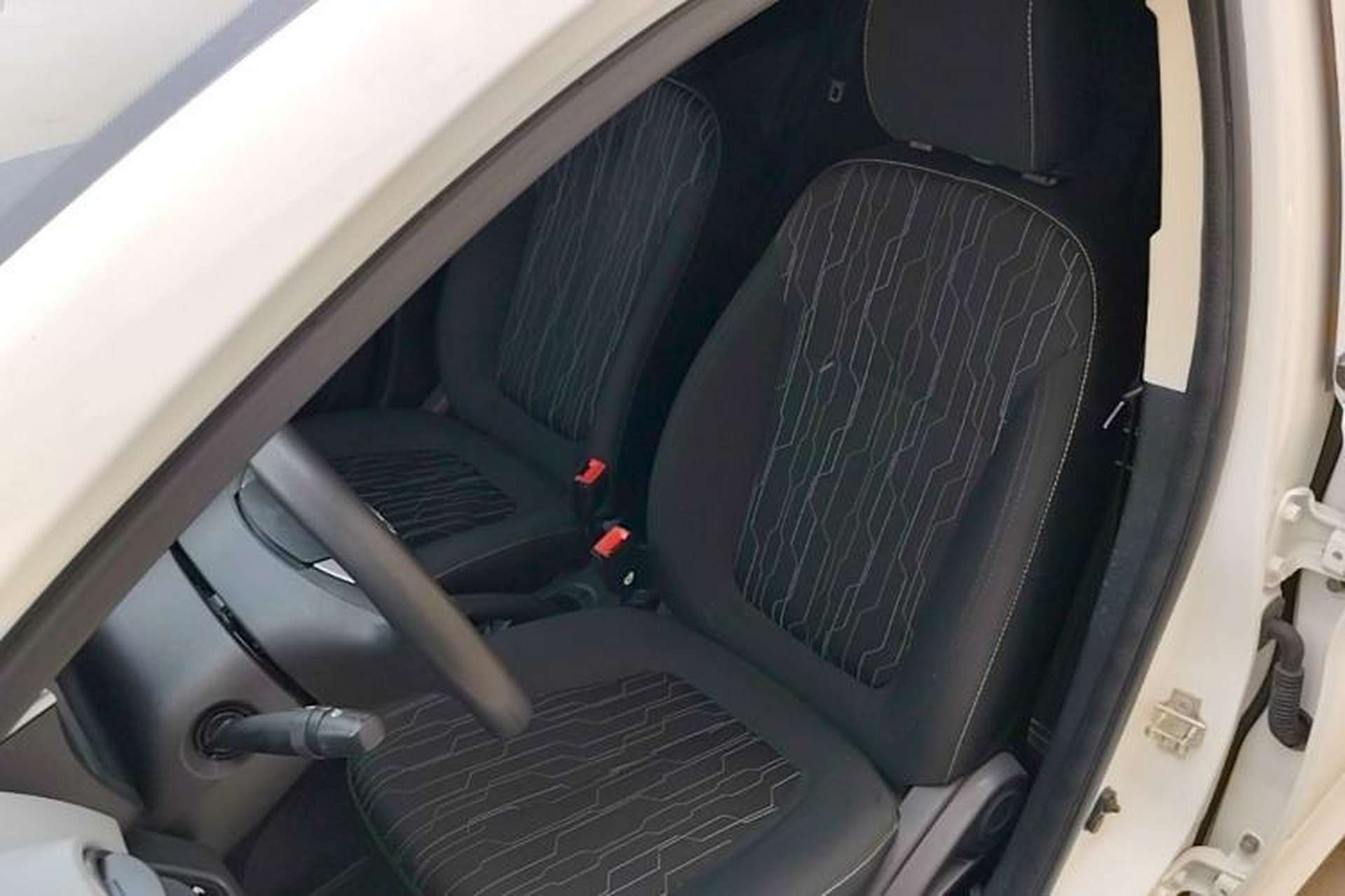 Used CHANGAN Benni E-Star 2021 National Edition Xin Yue Version Lithium Iron Phosphate (31.86 kWh) Left Front Seat