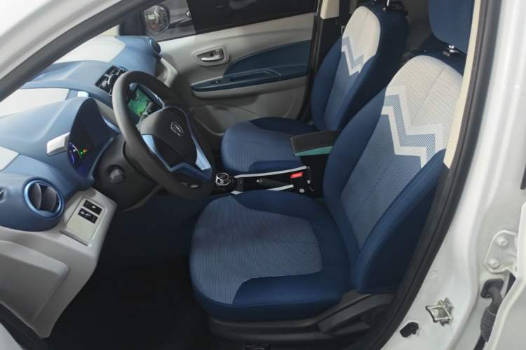 Used CHANGAN Benni E-Star 2021 National Edition Colorful Version Lithium Iron Phosphate (31.86 kWh) Left Front Seat