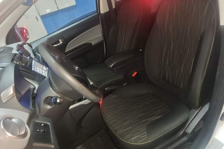 Used CHANGAN Benni E-Star 2021 National Edition Xinyue Version (Fast-Charging Edition) Lithium NMC Left Front Seat