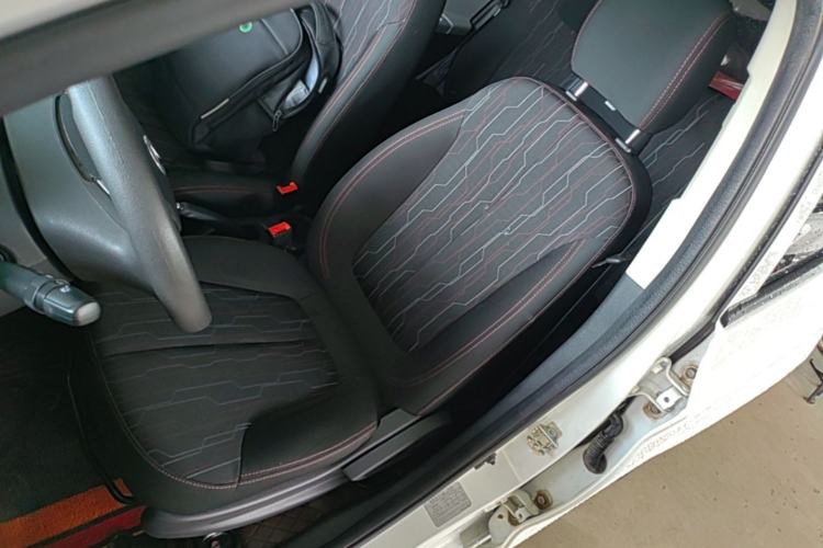 Used CHANGAN Benni E-Star 2021 National Edition Xin Yue Version Lithium-Ion Battery Left Front Seat
