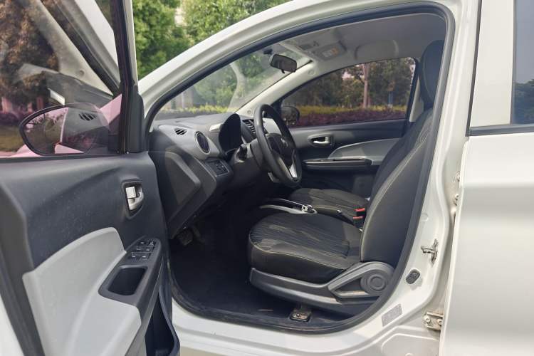 Used CHANGAN Benni E-Star 2021 National Edition Xin Yue Version (Fast-Charging Edition) Lithium Iron Phosphate (31.95 kWh) Left Front Seat