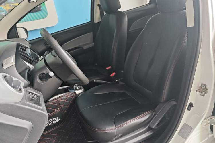 Used CHANGAN Benni E-Star 2021 National Edition Xin Yue Version (Fast-Charging Edition) Lithium Iron Phosphate (31.18 kWh) Left Front Seat