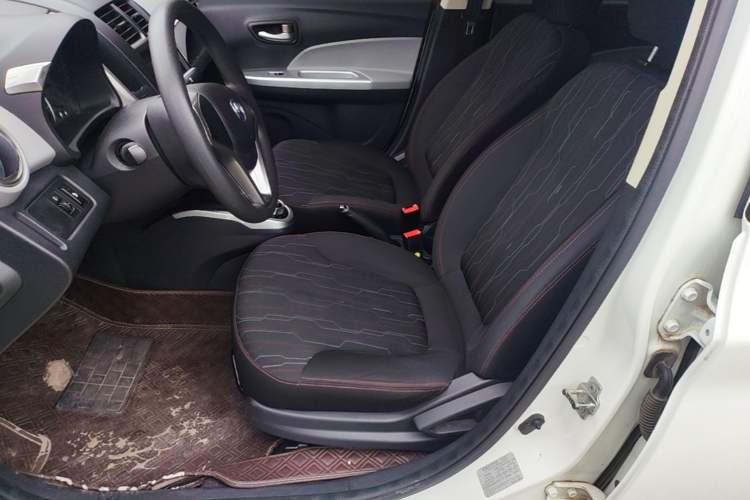 Used CHANGAN Benni E-Star 2021 National Edition Xinyue Version (Fast-Charging Edition) Lithium NMC Left Front Seat