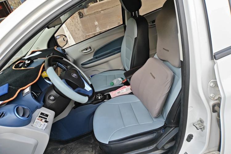 Used CHANGAN Benni E-Star 2021 National Edition Colorful Version Lithium Iron Phosphate (31.95 kWh) Left Front Seat