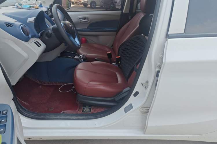 Used CHANGAN Benni E-Star 2021 National Edition Colorful Version Lithium Iron Phosphate (31.86 kWh) Left Front Seat