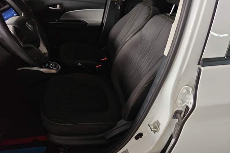 Used CHANGAN Benni E-Star 2021 National Edition Xin Yue Version (Fast-Charging Edition) Lithium Iron Phosphate (31.95 kWh) Left Front Seat