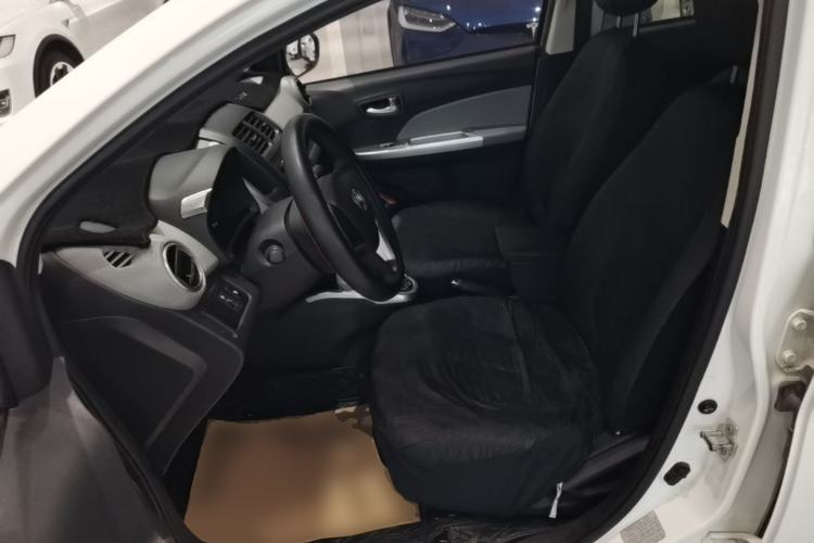 Used CHANGAN Benni E-Star 2021 National Edition Xinyue Version (Fast-Charging Edition) Lithium NMC Left Front Seat