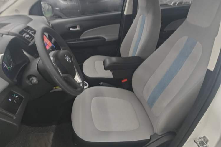Used CHANGAN Benni E-Star 2021 National Edition Xinyi Version (Fast-Charging Edition) Lithium Iron Phosphate (31.95 kWh) Left Front Seat