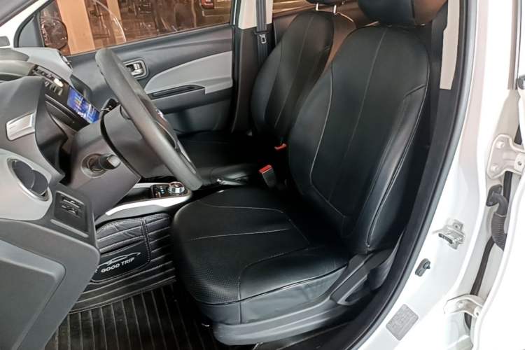 Used CHANGAN Benni E-Star 2021 National Edition Xin Yue Version (Fast-Charging Edition) Lithium Iron Phosphate (31.18 kWh) Left Front Seat