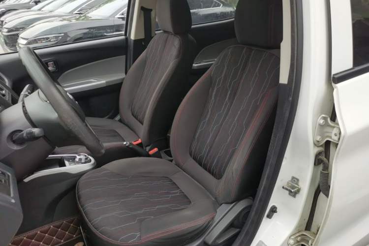 Used CHANGAN Benni E-Star 2021 National Edition Xin Yue Version Lithium Iron Phosphate (31.18 kWh) Left Front Seat