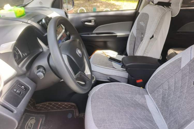 Used CHANGAN Benni E-Star 2021 National Edition Xin Yue Version (Fast-Charging Edition) Lithium Iron Phosphate (31.18 kWh) Left Front Seat