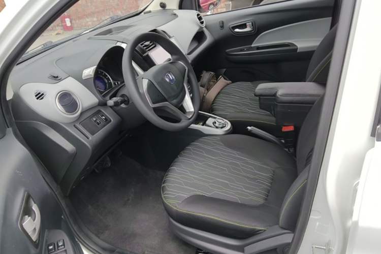 Used CHANGAN Benni E-Star 2021 National Edition Xin Yue Version Lithium-Ion Battery Left Front Seat