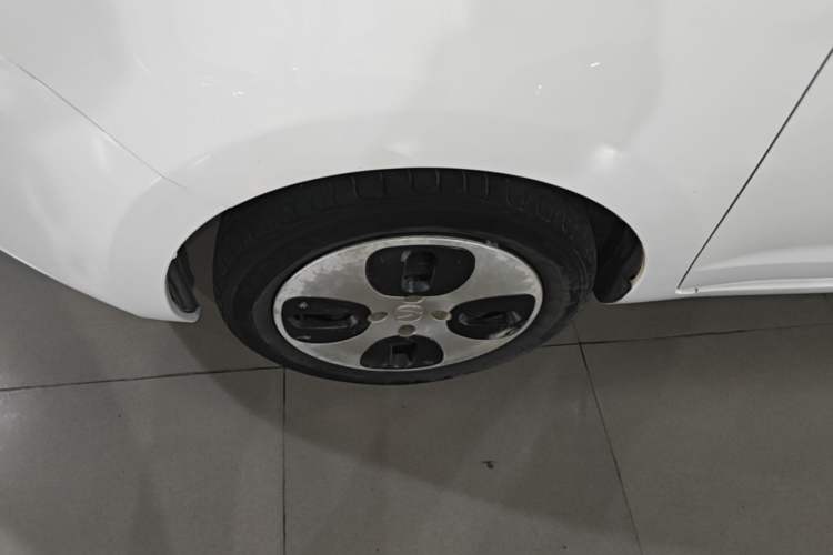 Used CHANGAN Benni E-Star 2021 National Edition Xin Yue Version (Fast-Charging Edition) Lithium Iron Phosphate (31.18 kWh) Left Front Wheel Hub