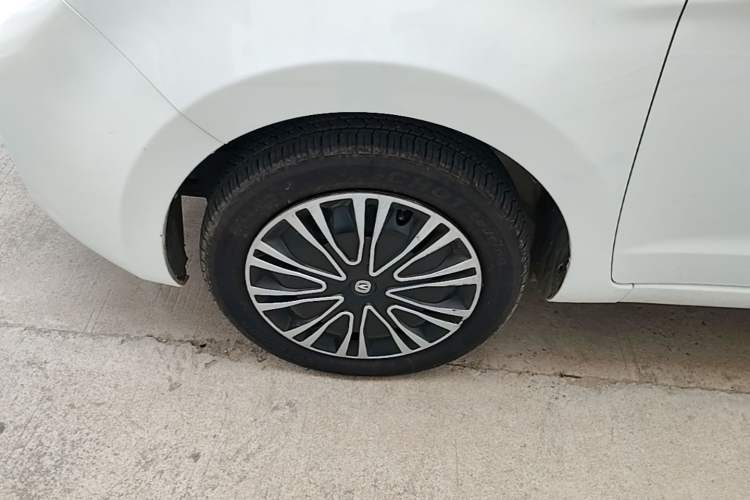 Used CHANGAN Benni E-Star 2021 National Edition Xin Yue Version Lithium Iron Phosphate (31.86 kWh) Left Front Wheel Hub