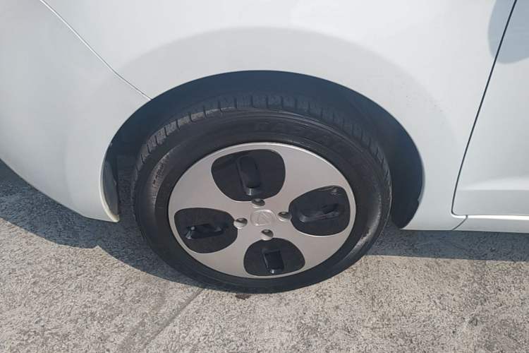 Used CHANGAN Benni E-Star 2021 National Edition Xin Yue Version Lithium Iron Phosphate (31.86 kWh) Left Front Wheel Hub