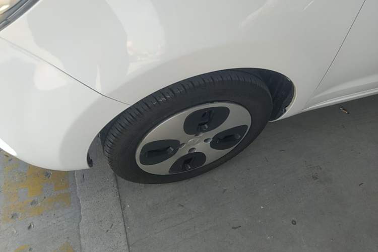 Used CHANGAN Benni E-Star 2021 National Edition Xin Yue Version Lithium Iron Phosphate (31.86 kWh) Left Front Wheel Hub