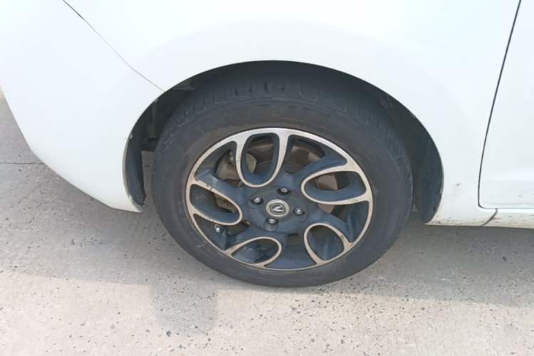 Used CHANGAN Benni E-Star 2021 National Edition Xinyi Edition (Fast-Charging Version) Lithium-NMC Left Front Wheel Hub