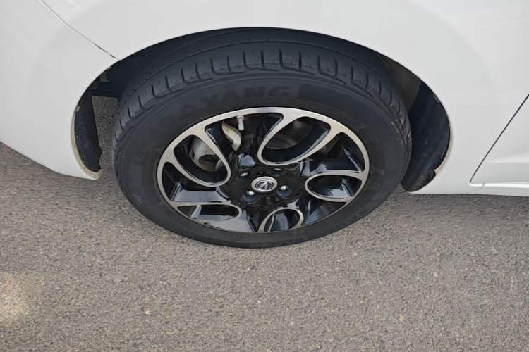 Used CHANGAN Benni E-Star 2021 National Edition Xin Yue Version (Fast-Charging Edition) Lithium Iron Phosphate (31.18 kWh) Left Front Wheel Hub