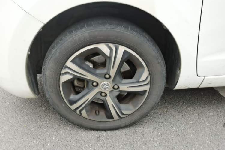 Used CHANGAN Benni E-Star 2021 National Edition Xin Yue Version Lithium Iron Phosphate (31.18 kWh) Left Front Wheel Hub