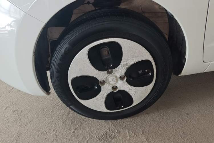 Used CHANGAN Benni E-Star 2021 National Edition Xin Yue Version (Fast-Charging Edition) Lithium Iron Phosphate (31.18 kWh) Left Front Wheel Hub