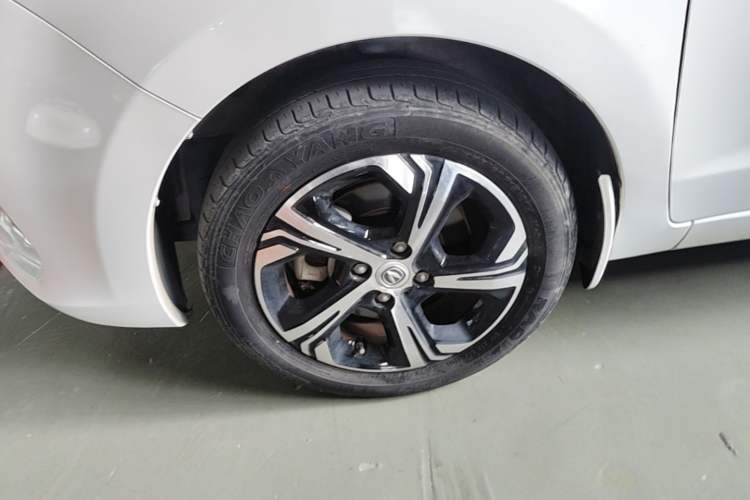 Used CHANGAN Benni E-Star 2021 National Edition Xinyi Edition (Fast-Charging Version) Lithium-NMC Left Front Wheel Hub