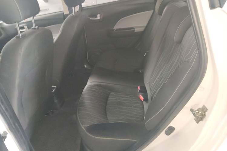 Used CHANGAN Benni E-Star 2021 National Edition Xin Yue Version Lithium Iron Phosphate (31.86 kWh) Left Rear Seat