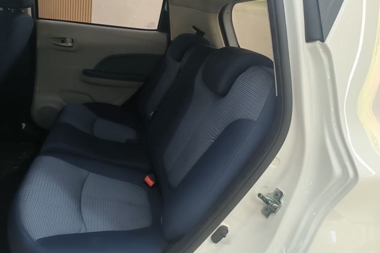 Used CHANGAN Benni E-Star 2021 National Edition Colorful Version Lithium Iron Phosphate (31.86 kWh) Left Rear Seat