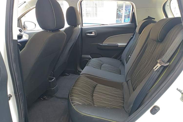 Used CHANGAN Benni E-Star 2021 National Edition Xin Yue Version Lithium Iron Phosphate (31.95 kWh) Left Rear Seat