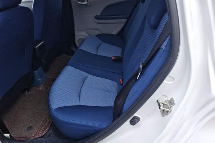 Used CHANGAN Benni E-Star 2021 National Edition Colorful Version Lithium Iron Phosphate (31.86 kWh) Left Rear Seat