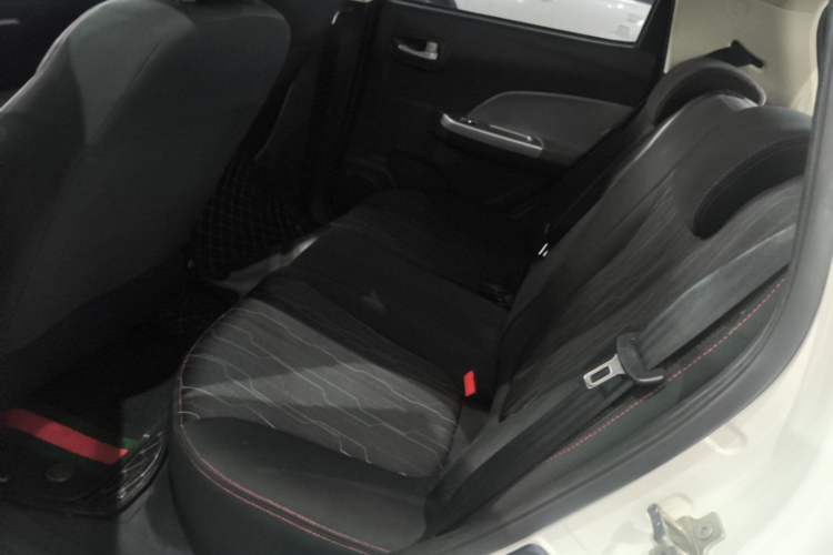 Used CHANGAN Benni E-Star 2021 National Edition Xin Yue Version Lithium-Ion Battery Left Rear Seat