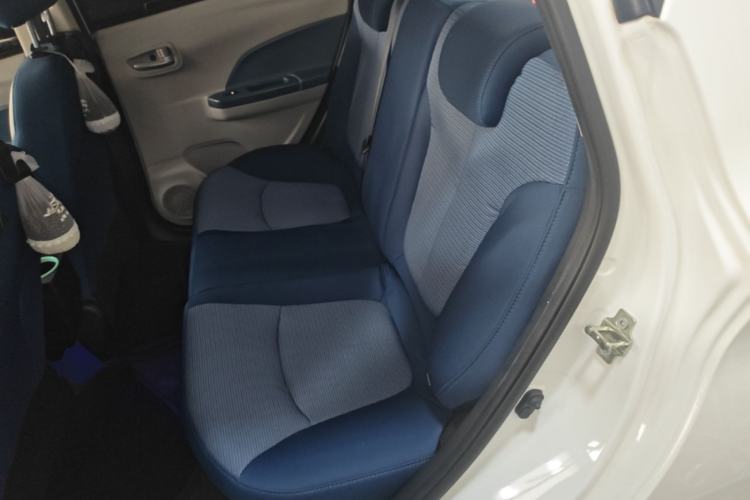 Used CHANGAN Benni E-Star 2021 National Edition Colorful Version Lithium Iron Phosphate (31.86 kWh) Left Rear Seat