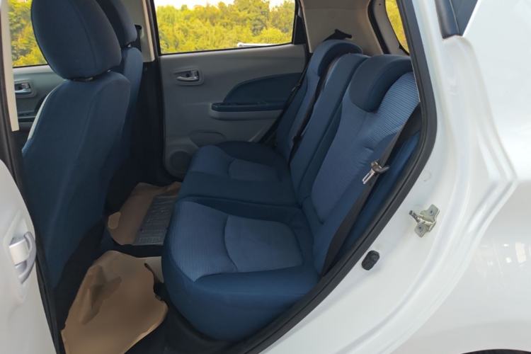 Used CHANGAN Benni E-Star 2021 National Edition Colorful Version Lithium Iron Phosphate (31.95 kWh) Left Rear Seat