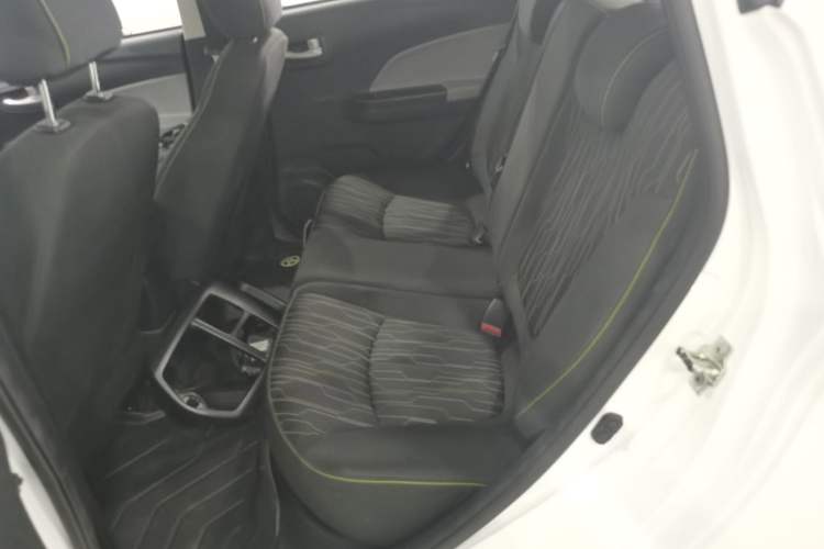 Used CHANGAN Benni E-Star 2021 National Edition Xin Yue Version Lithium Iron Phosphate (31.95 kWh) Left Rear Seat