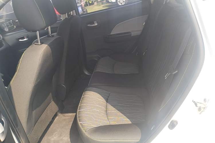 Used CHANGAN Benni E-Star 2021 National Edition Xin Yue Version Lithium Iron Phosphate (31.86 kWh) Left Rear Seat