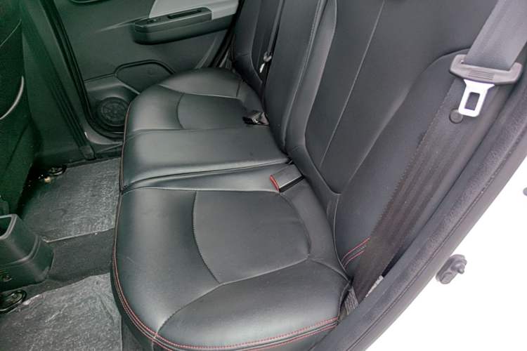 Used CHANGAN Benni E-Star 2021 National Edition Xin Yue Version Lithium Iron Phosphate (31.86 kWh) Left Rear Seat