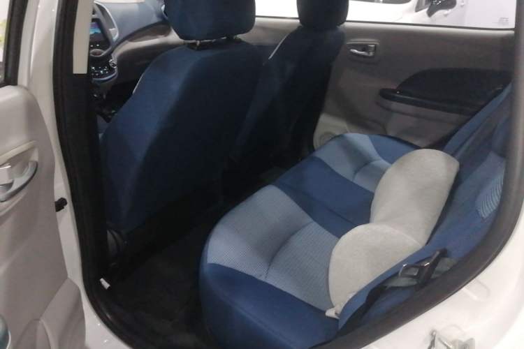 Used CHANGAN Benni E-Star 2021 National Edition XinYi Edition Lithium Iron Phosphate (31.86 kWh) Left Rear Seat