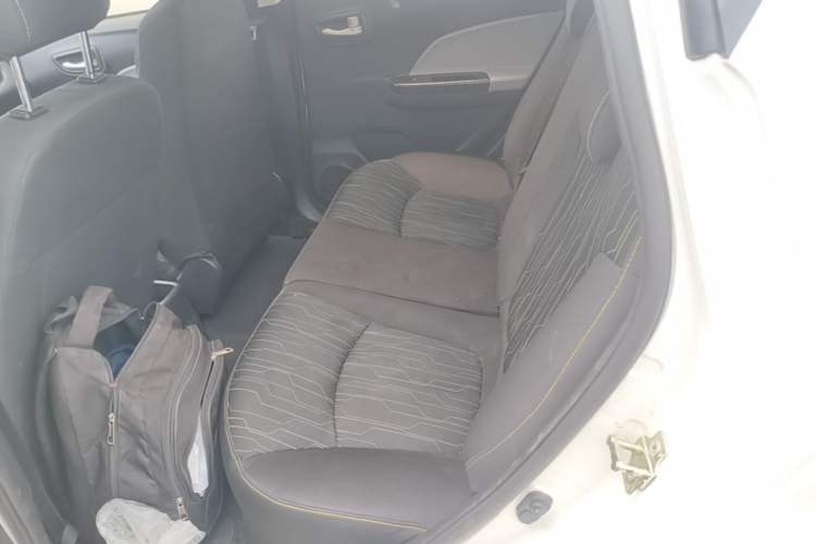 Used CHANGAN Benni E-Star 2021 National Edition Xin Yue Version Lithium Iron Phosphate (31.86 kWh) Left Rear Seat