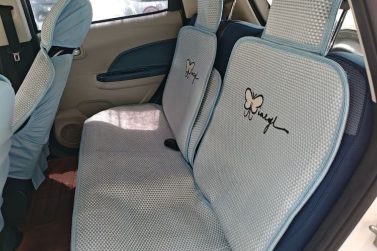 Used CHANGAN Benni E-Star 2021 National Edition Colorful Version Lithium Iron Phosphate (31.86 kWh) Left Rear Seat