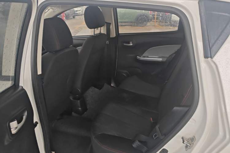 Used CHANGAN Benni E-Star 2021 National Edition Xin Yue Version Lithium-Ion Battery Left Rear Seat