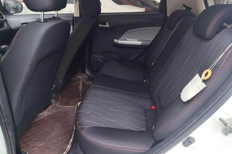Used CHANGAN Benni E-Star 2021 National Edition Xinyue Version (Fast-Charging Edition) Lithium NMC Left Rear Seat