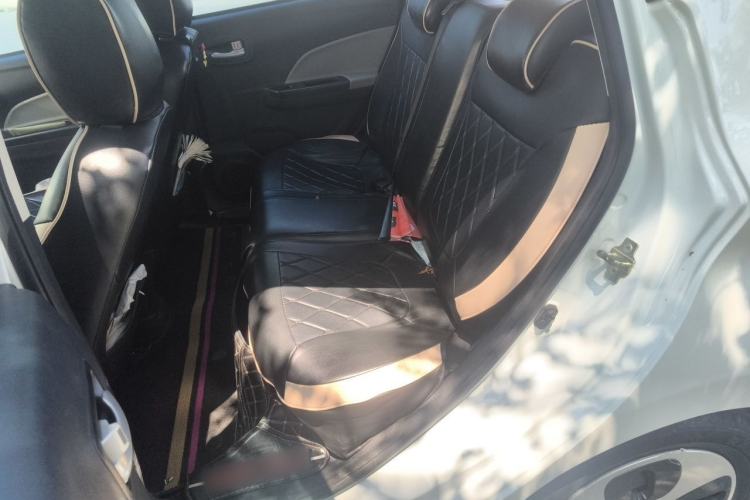 Used CHANGAN Benni E-Star 2021 National Edition Xin Yue Version (Fast-Charging Edition) Lithium Iron Phosphate (31.18 kWh) Left Rear Seat