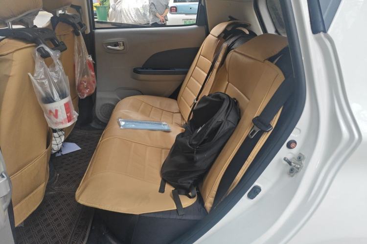 Used CHANGAN Benni E-Star 2021 National Edition Colorful Version Lithium Iron Phosphate (31.86 kWh) Left Rear Seat