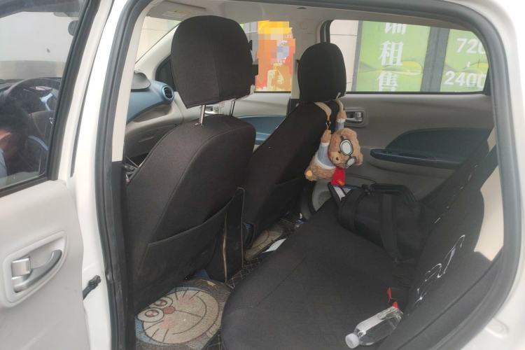 Used CHANGAN Benni E-Star 2021 National Edition Colorful Version Lithium Iron Phosphate (31.86 kWh) Left Rear Seat