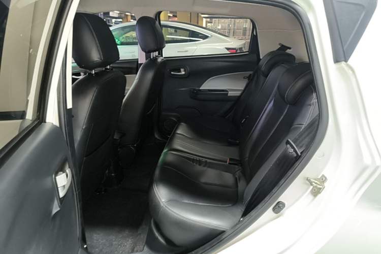 Used CHANGAN Benni E-Star 2021 National Edition Xinyue Version (Fast-Charging Edition) Lithium NMC Left Rear Seat