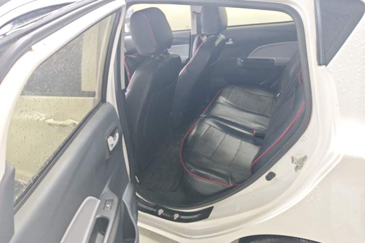 Used CHANGAN Benni E-Star 2021 National Edition Xin Yue Version Lithium Iron Phosphate (31.86 kWh) Left Rear Seat