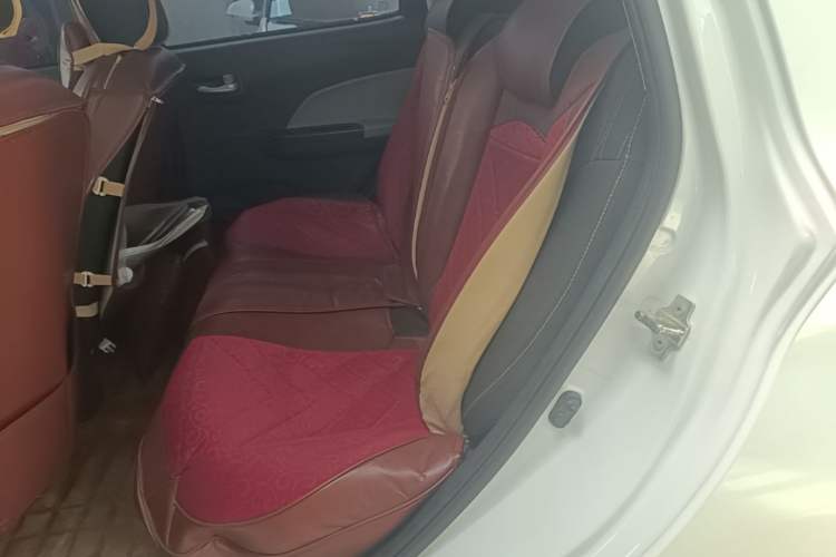 Used CHANGAN Benni E-Star 2021 National Edition Xin Yue Version Lithium Iron Phosphate (31.18 kWh) Left Rear Seat