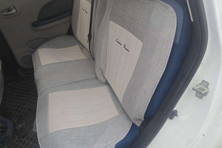 Used CHANGAN Benni E-Star 2021 National Edition XinYi Edition Lithium Iron Phosphate (31.86 kWh) Left Rear Seat